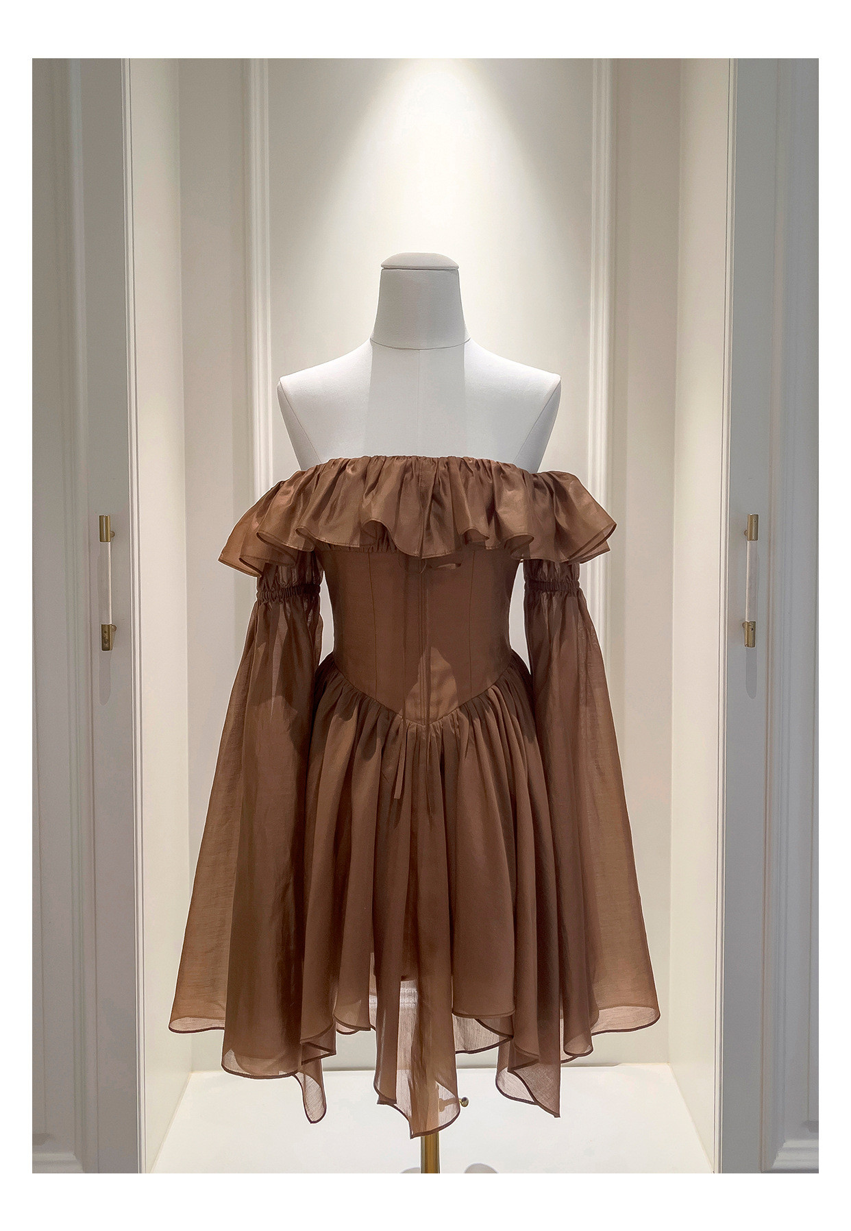 茶色 ショート丈 ウェディングドレス パーティー ワンピース 韓国風 お呼ばれ 二次会 69440｜詳細画像