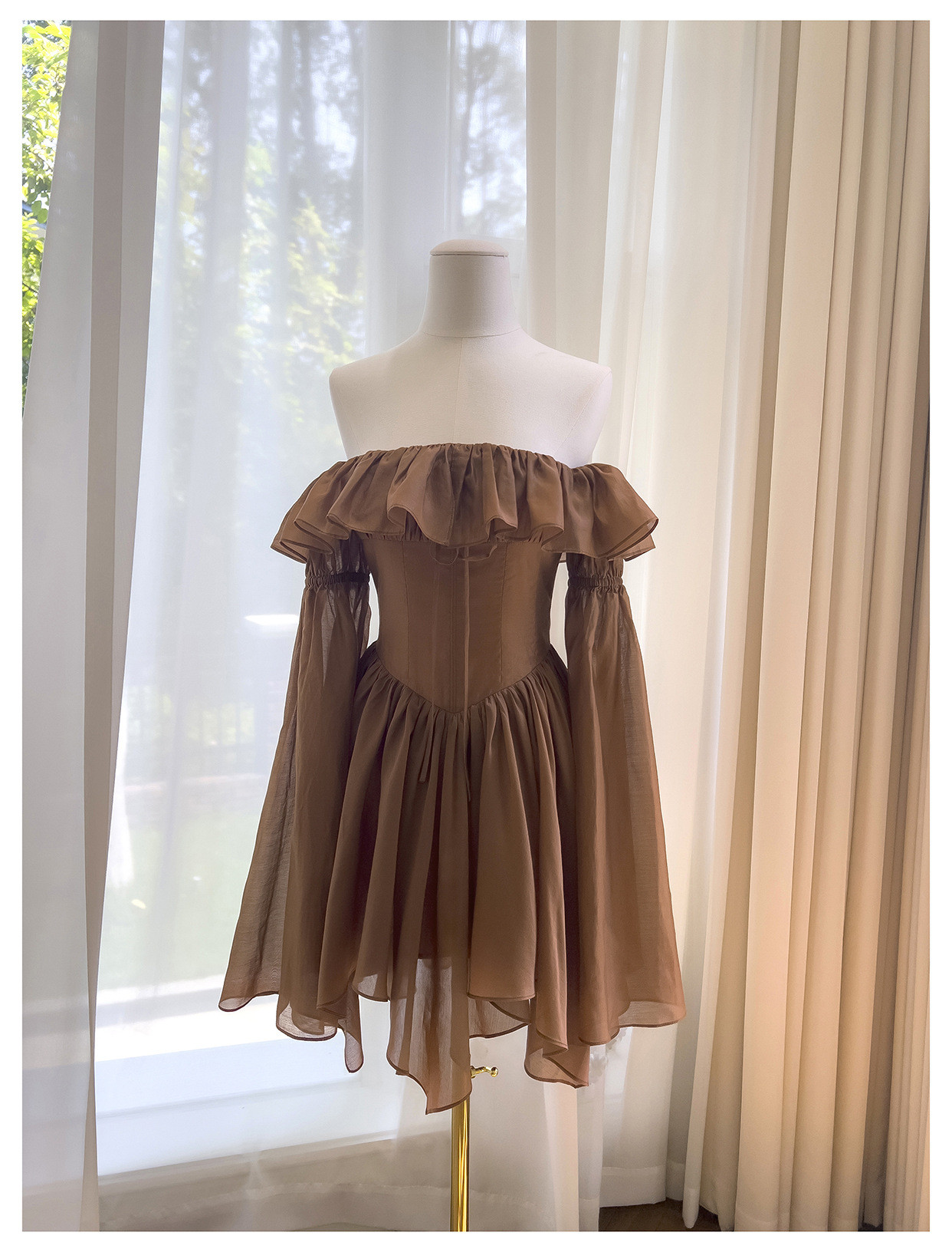 茶色 ショート丈 ウェディングドレス パーティー ワンピース 韓国風 お呼ばれ 二次会 69440｜詳細画像