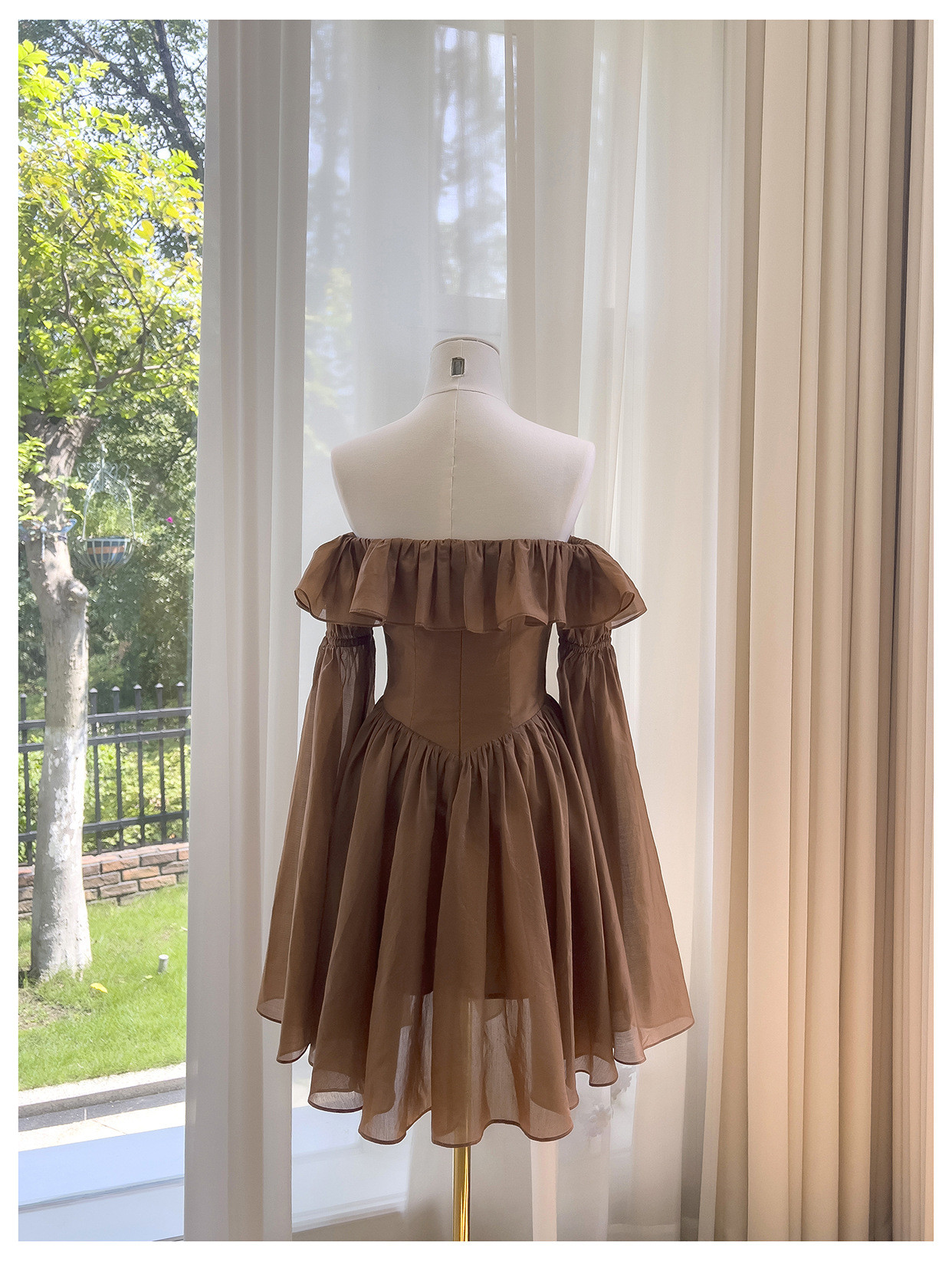 茶色 ショート丈 ウェディングドレス パーティー ワンピース 韓国風 お呼ばれ 二次会 69440｜詳細画像