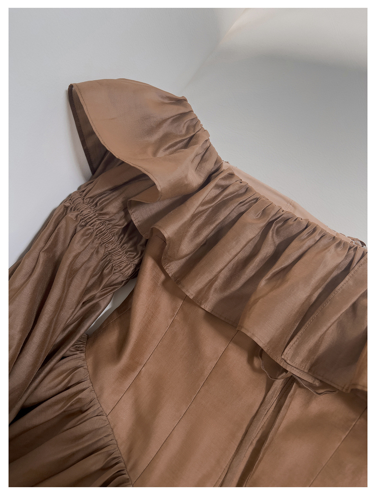 茶色 ショート丈 ウェディングドレス パーティー ワンピース 韓国風 お呼ばれ 二次会 69440｜詳細画像