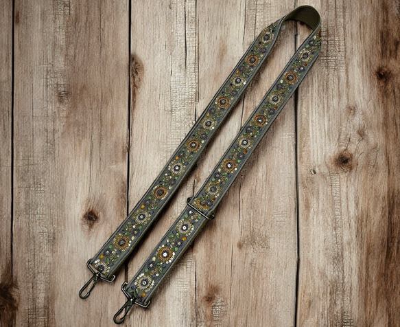 38mm幅・斜め掛け用ショルダーストラップ★アースブラウンベルト+薄ベージュのチュール風にくすみブルーやオレンジ花刺繍 6枚目の画像