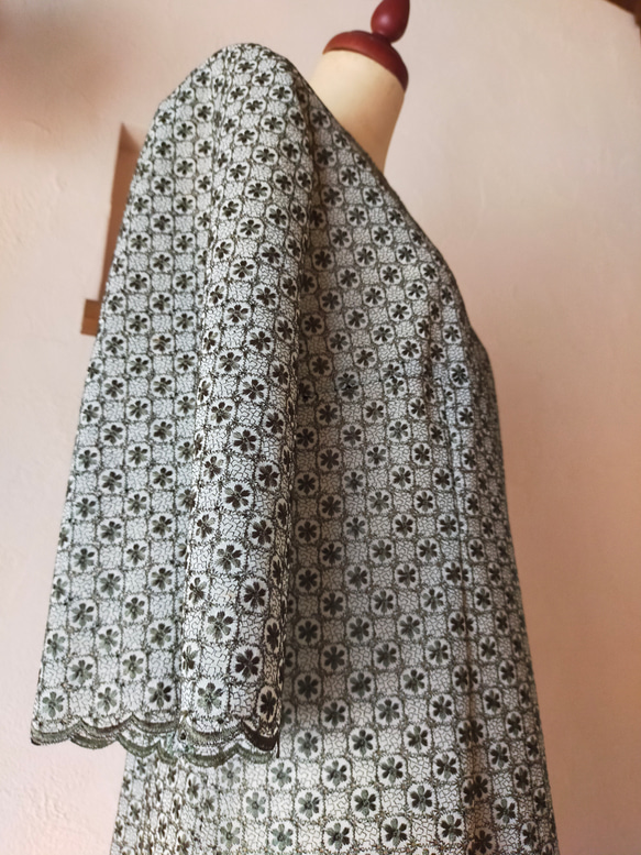 糸刺繍レースのワンピース 10枚目の画像