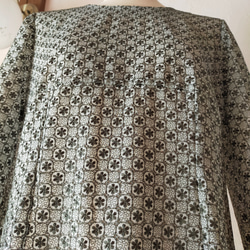 糸刺繍レースのワンピース 3枚目の画像