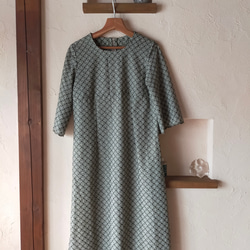 糸刺繍レースのワンピース 17枚目の画像