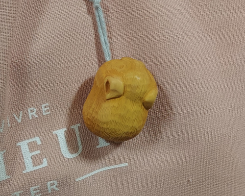 羊の彫刻 小型 極上　根付け 羊の彫刻 小型 極上 根付け 羊の彫刻 小型 極上 根付け