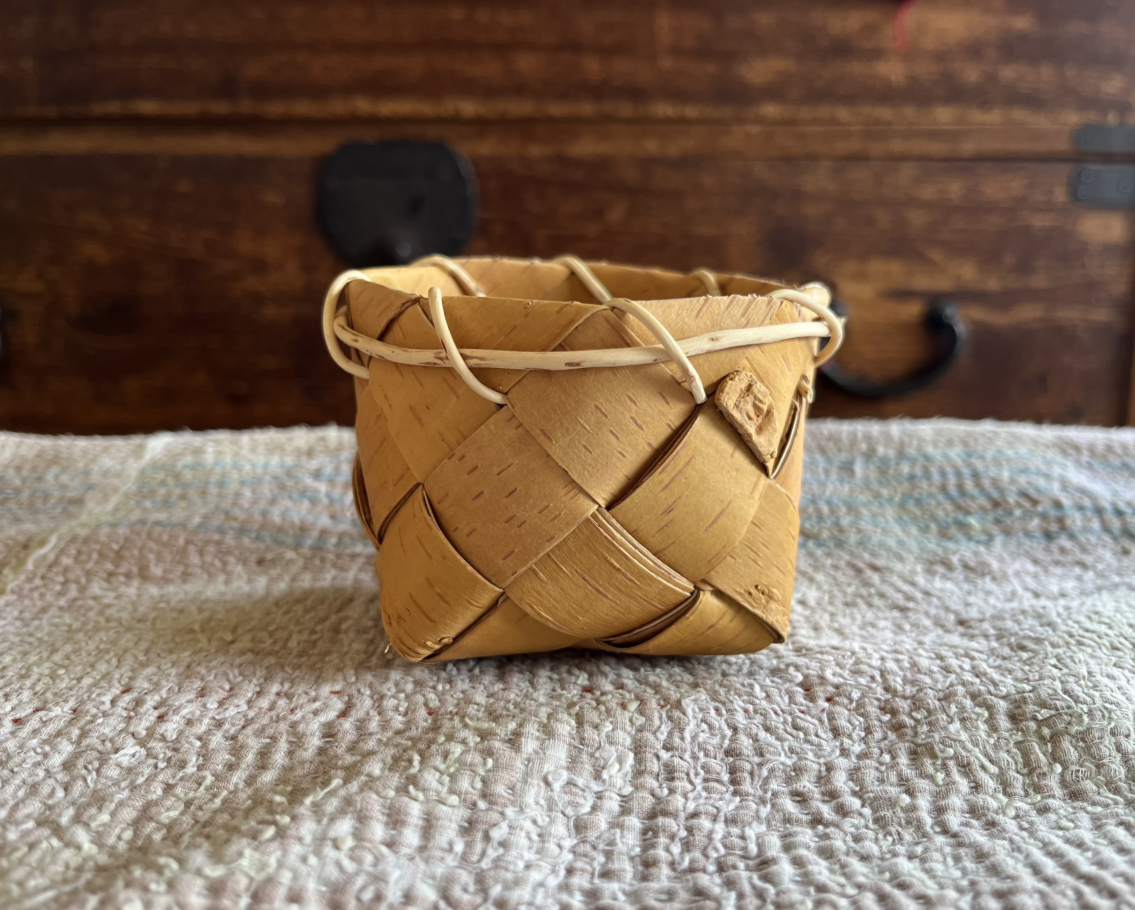 小さな白樺かご（縁かがり） その他雑貨 しまりす 通販 19879854