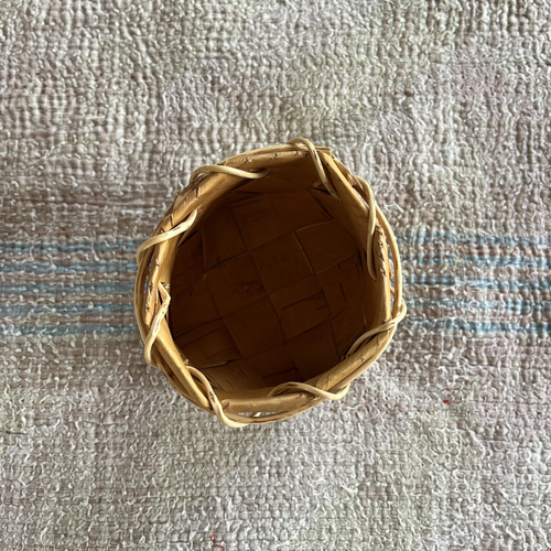 小さな白樺かご（縁かがり） その他雑貨 しまりす 通販 19879854