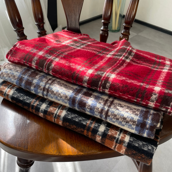 保温効果♡とろける肌触り♡184×70 大判チェックストール♡軽量 体型カバー 差し色 赤■KMC-147 841995 10枚目の画像