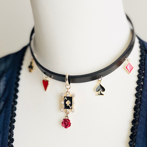 【限定♡】不思議の国のトランプ本革チョーカー・ゴールド 2枚目の画像