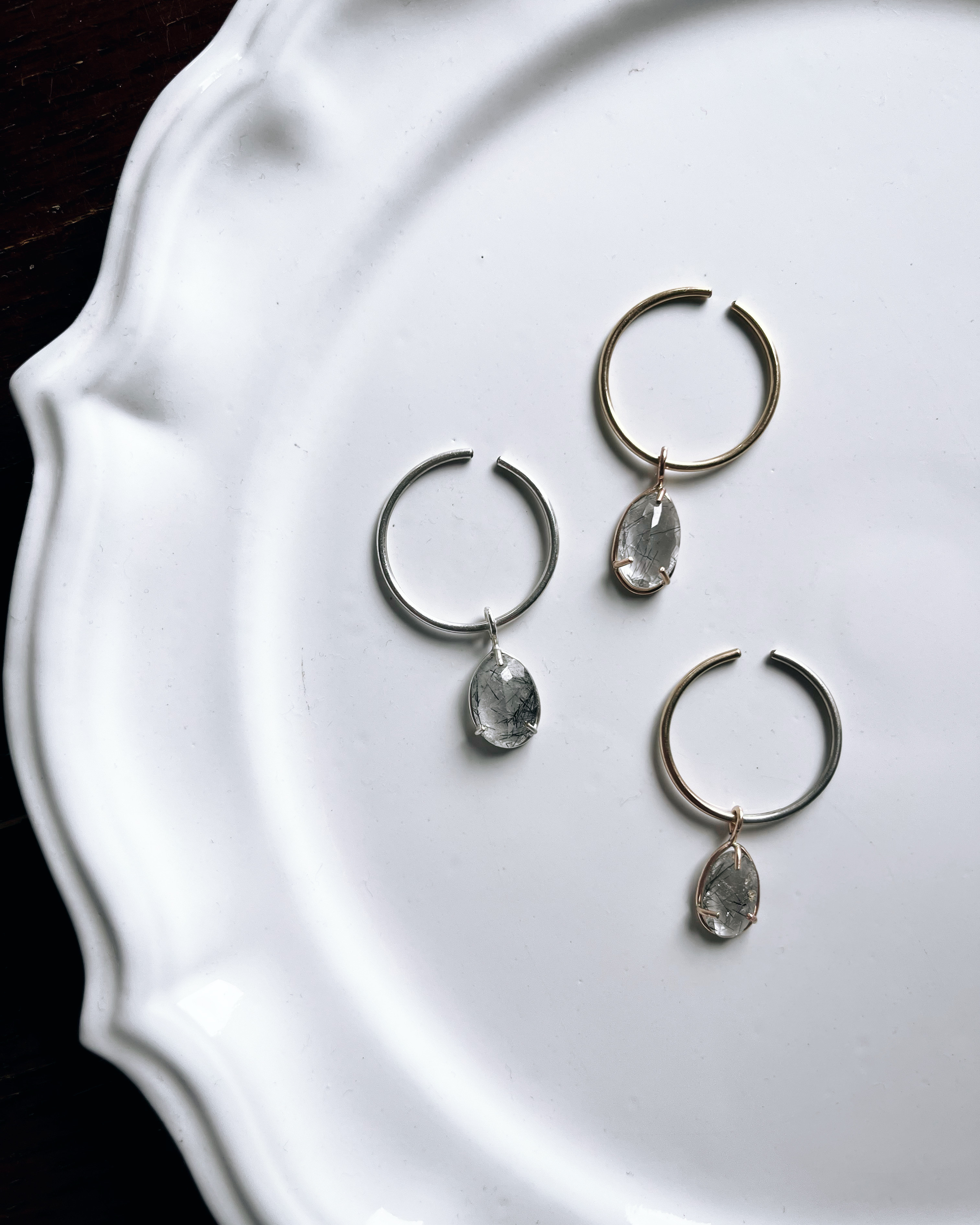 ブラックトルマリン　earcaff