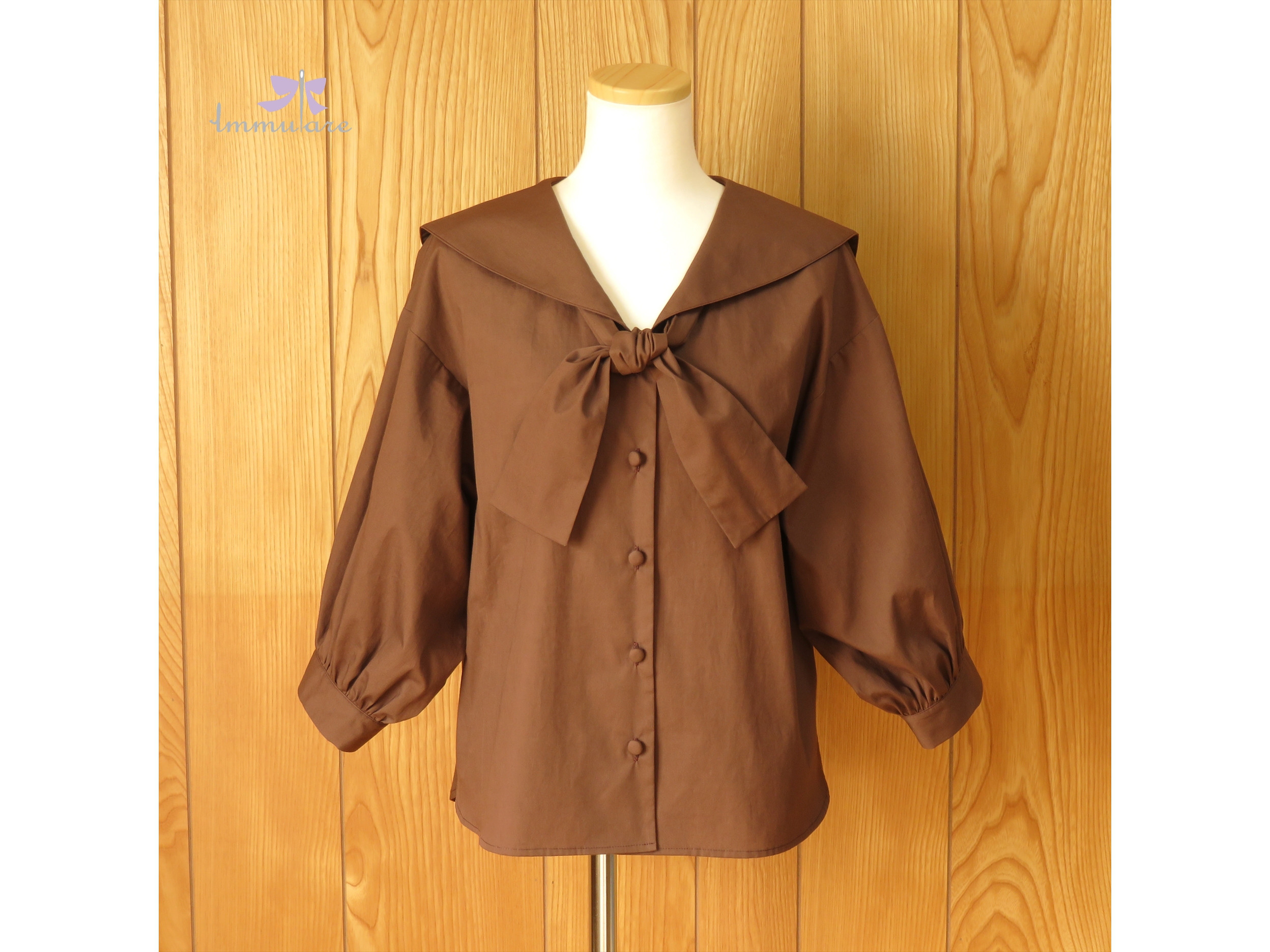 セーラーカラードロップスリーブブラウス【ブラウン】