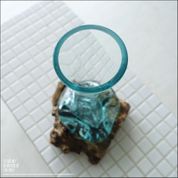 硝子フラワーベースSin12 花瓶 プリミティブガラスベース 手作り 一輪挿し 一点物 ハンドメイド 無垢材 自然な様 4枚目の画像