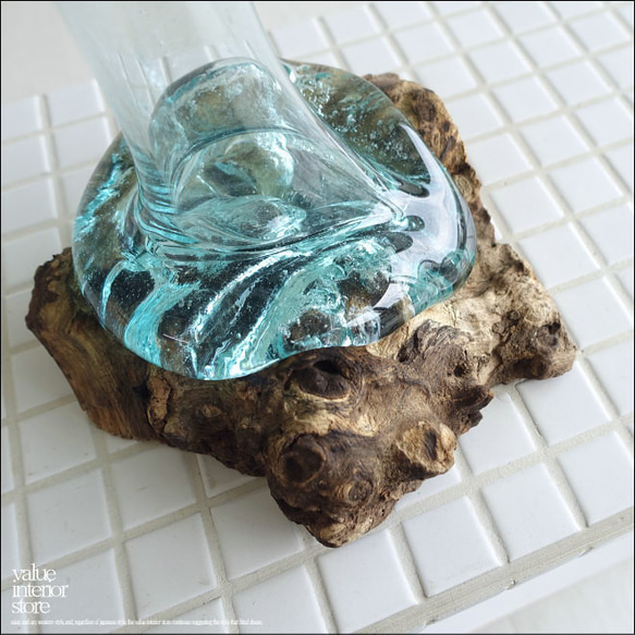 硝子フラワーベースSin12 花瓶 プリミティブガラスベース 手作り 一輪挿し 一点物 ハンドメイド 無垢材 自然な様 2枚目の画像