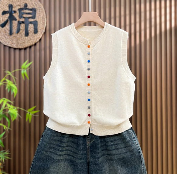 カラーボタン ニットベスト レディース 秋冬 ゆったりオーバーサイズ 綿毛糸 アンサンブル 重ね着 おしゃれ ノーカ 4枚目の画像