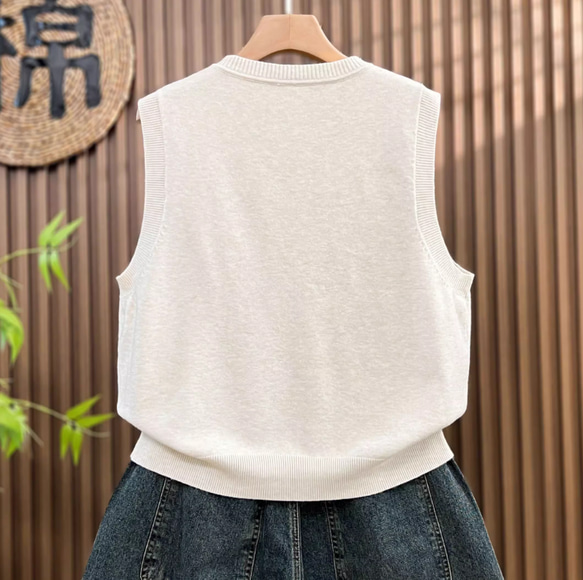 カラーボタン ニットベスト レディース 秋冬 ゆったりオーバーサイズ 綿毛糸 アンサンブル 重ね着 おしゃれ ノーカ 7枚目の画像