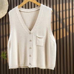 綿100% Vネック  ニットベスト 秋冬 ゆったりオーバーサイズ 綿毛糸 アンサンブル 重ね着 おしゃれ ノーカ 6枚目の画像