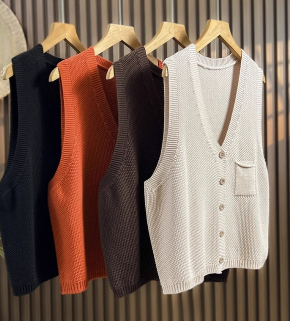 綿100% Vネック  ニットベスト 秋冬 ゆったりオーバーサイズ 綿毛糸 アンサンブル 重ね着 おしゃれ ノーカ 5枚目の画像