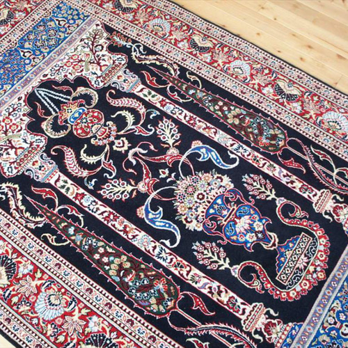 ペルシャ絨毯 カシャン産 220×140cm 黒色 糸杉柄 メフラブ 伝統工芸品