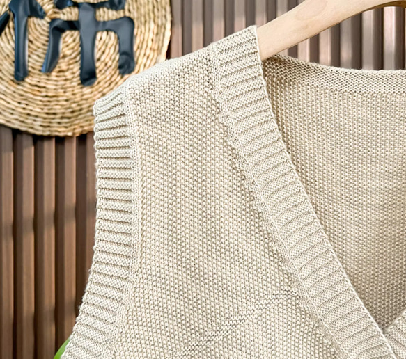 綿100% Vネック  ニットベスト 秋冬 ゆったりオーバーサイズ 綿毛糸 アンサンブル 重ね着 おしゃれ ノーカ 9枚目の画像