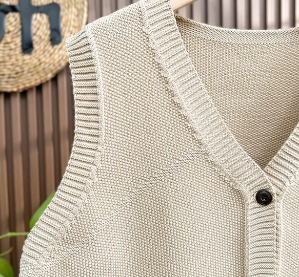 綿100% Vネック  ニットベスト 秋冬 ゆったりオーバーサイズ 綿毛糸 アンサンブル 重ね着 おしゃれ ノーカ 10枚目の画像