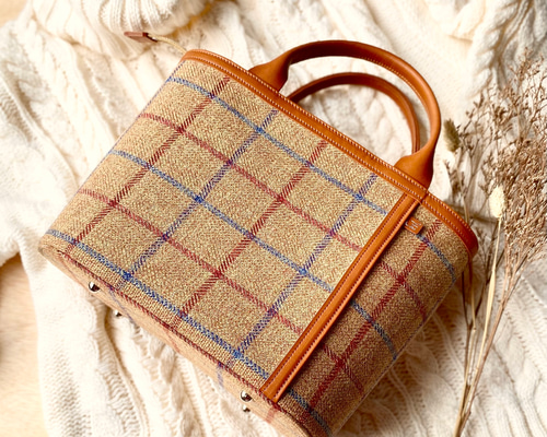 受注制作品】あたたかみを纏う〜チェック柄ツイード×ヌメ革トート
