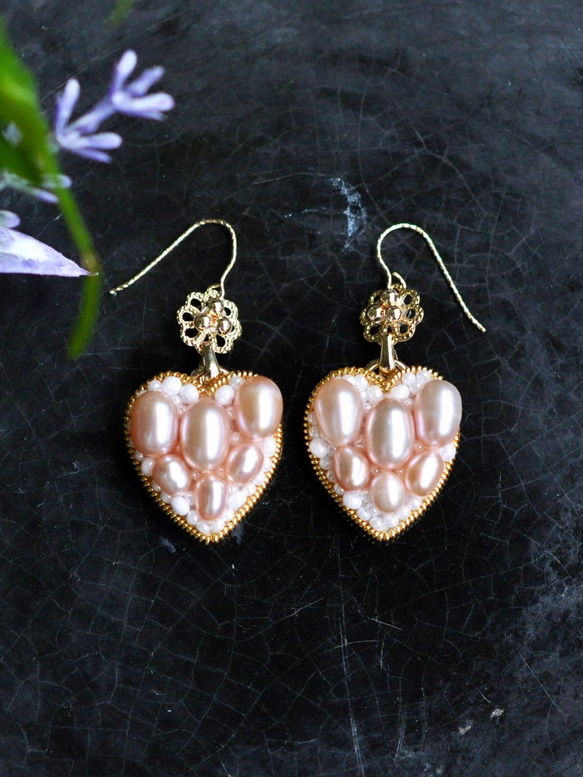 14Kゴールドフィルド　天然真珠　　大人可愛いハートのピアス 1枚目の画像