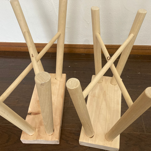 送料込○ゴルゴン&ゾーラ兄弟チェア　天板ヒノキ一枚板使用 送料込○ゴルゴン&ゾーラ兄弟チェア座面にヒノキ一枚板を使用 椅子