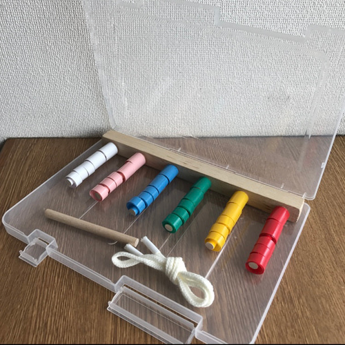 再販1426＊穴通し☆知育玩具＊手作り＊モンテッソーリ＊人気＊保育＊木