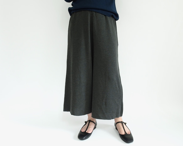 日本製 防起毛球針織寬褲 <2025秋冬款> 第5張的照片