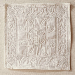 セール！☆ヘキサゴン(六角形)キルトのタペストリー・カバー(約54cm