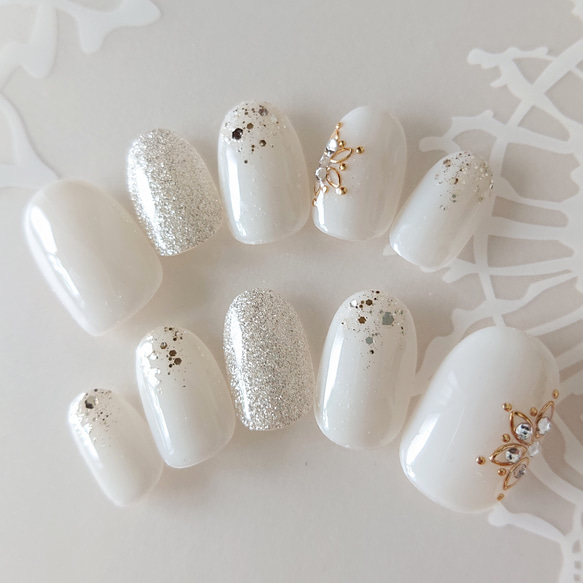 オーダーネイルチップ No.118 冬 手書き雪の結晶 キラキラ クリスマス 雪の結晶 冬ネイル/クリスマスネイル/ホワイトクリスマス/雪ネイル
