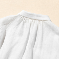 洗練された印象を叶える　大人のきれいめシャツブラウス  長袖ブラウス　リネン100％　ホワイト　250920-1 7枚目の画像