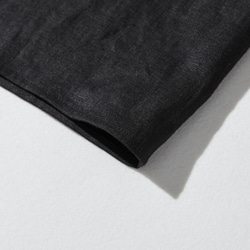 洗練された印象を叶える　大人のきれいめシャツブラウス 長袖ブラウス　リネン100％　ブラック　250920-2 9枚目の画像