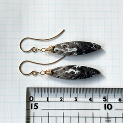 14kgf*大人シック*パームウッドアゲートの一粒ピアス／イヤリング*1点物 6枚目の画像