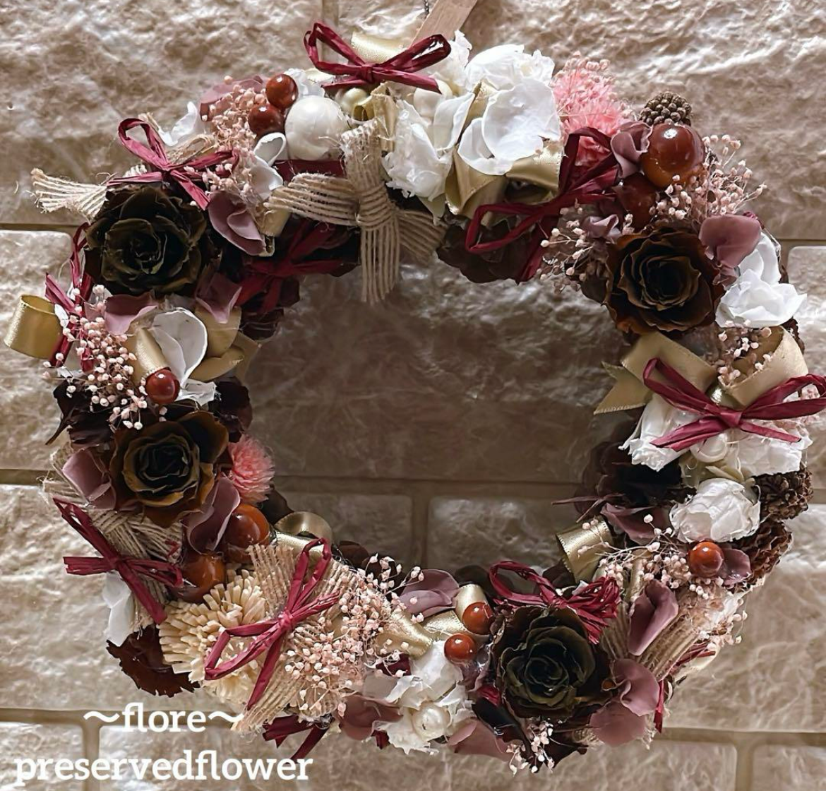 【送料無料、ラッピング込み】✨リース✨18㎝✨バラプリザーブドフラワーアレンジメント✨