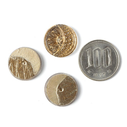 月（ムーン）ガラスカボション 1.8cm 3枚目の画像