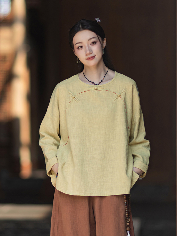 ラミーTシャツ 中国結びボタン 秋の新作 オリジナルデザイン レディース 長袖 ナチュラル素材 #黄色 1枚目の画像