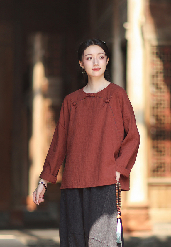 ラミーTシャツ 中国結びボタン 秋の新作 オリジナルデザイン レディース 長袖 ナチュラル素材 #赤色 4枚目の画像