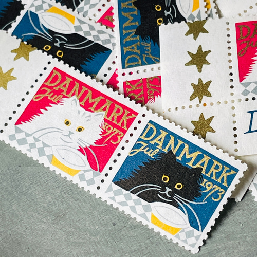 クリスマスシール2種セット(黒ネコ・白ネコ）デンマーク1973年｜未使用