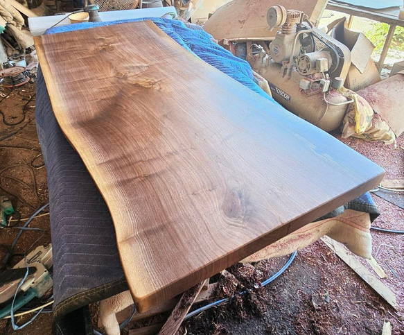 ウォールナット　一枚板　ダイニング　テーブル　高級　おしゃれ　リビング　杢 最終価格 ウォールナット 一枚板 ダイニング テーブル 高級 おしゃれ