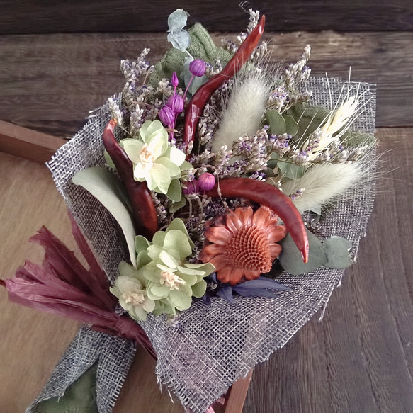 ハロウィンブーケ　魔女のかまど 1枚目の画像