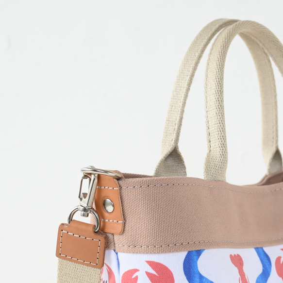 お出かけを最高に楽しく☆おちゃめなロブスターの2wayバッグ☆イタリア革で上品に 8枚目の画像