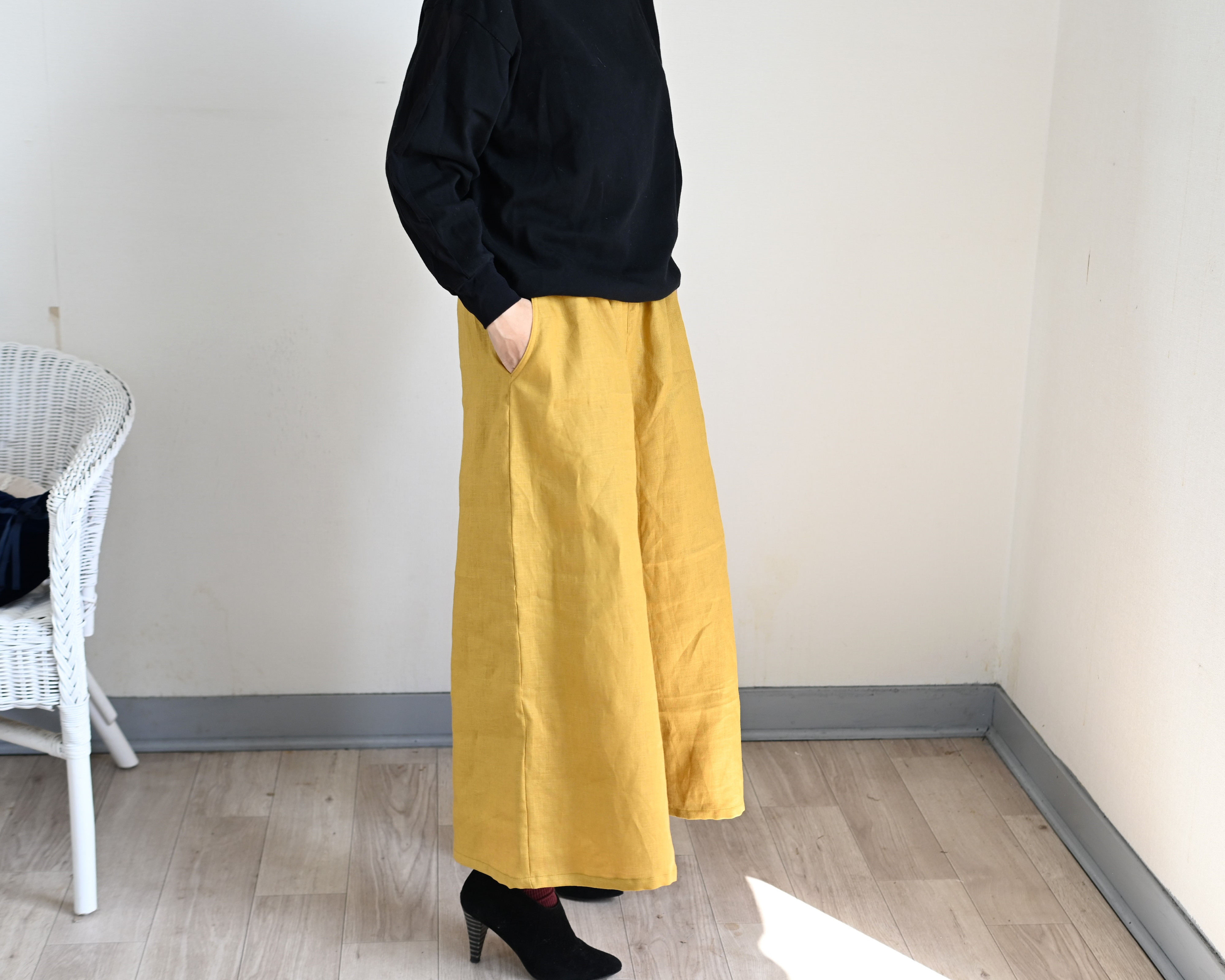 リネンミドル丈ワイドフレアパンツ：マスタードイエロー