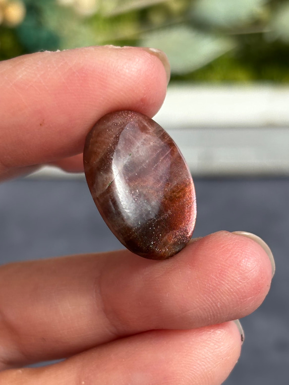 レア サンストーン ピンキッシュパープル イリデッセンス ルース 天然石 4枚目の画像