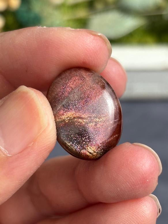 レア サンストーン ピンキッシュパープル イリデッセンス ルース 天然石 3枚目の画像