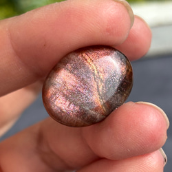 レア サンストーン ピンキッシュパープル イリデッセンス ルース 天然石 9枚目の画像