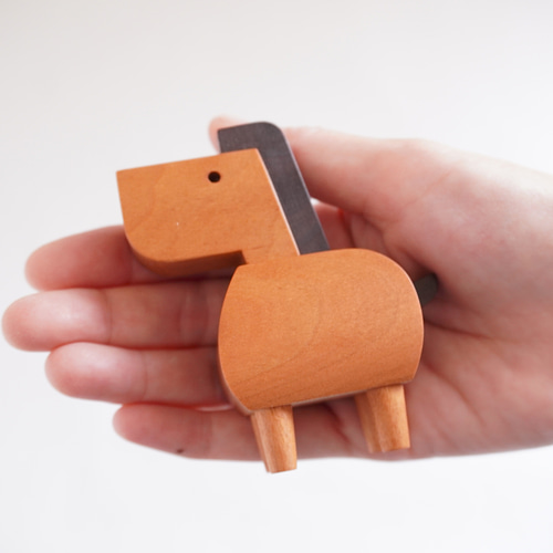 干支の置物 2026『午』（飾り台つき） その他置物 木工房 福ひで 通販