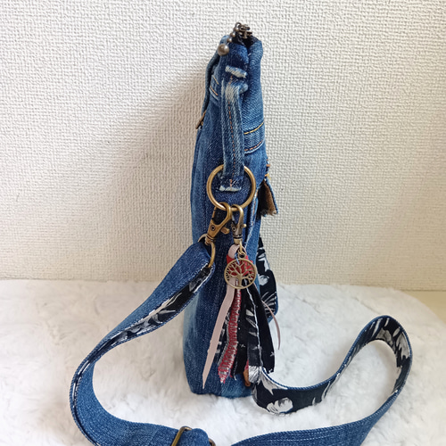 ★専用です★デニムリメイクバッグ　サコッシュ　ショルダー デニムリメイク サコッシュ ショルダーバッグ