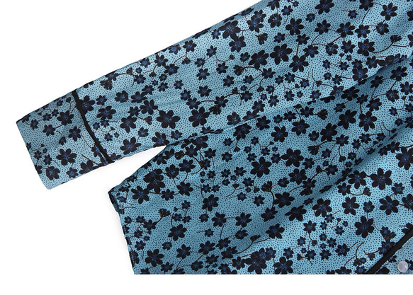 【ジョーゼットシルク100%】Vネック エレガントブルーのプリント柄　長袖ブラウス【秋春】ブルー 10枚目の画像