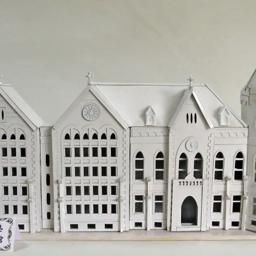 慶應義塾大学図書館旧館　白色模型 昭和レトロ洋館「慶應義塾大学図書館旧館」 白色模型 立体